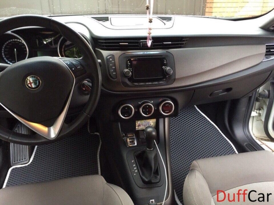 Автомобильные коврики Alfa Romeo Giulietta (2010 - 2016)